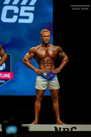 MEN'S PHYSIQUE 179